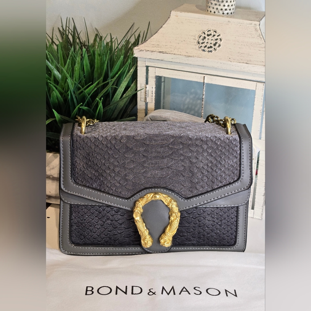 Bond & Mason "The Naomi" Crossbody Bag